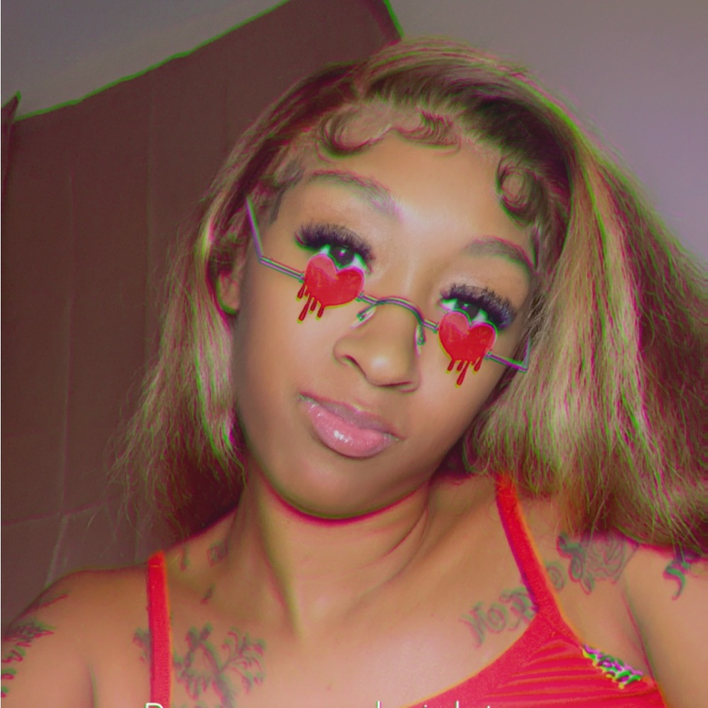 Meet your Posher, Shanequa